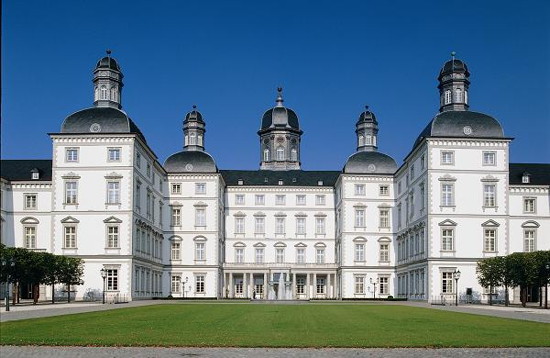 Althoff Grandhotel Schloss-Bensberg Exterior Photo