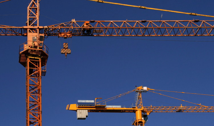 A construction crane
