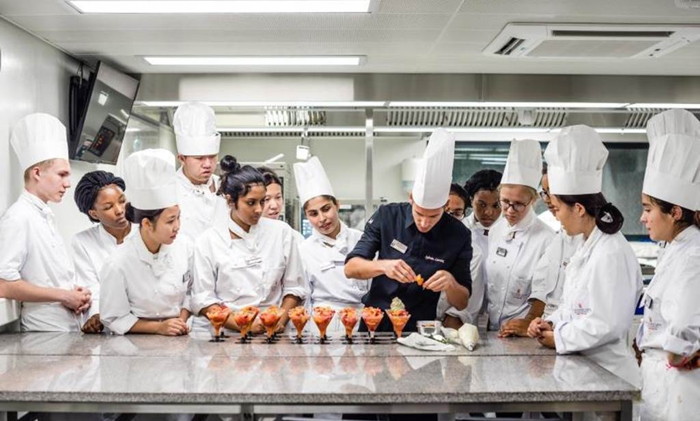 Swiss Education Academy students in a kitchen