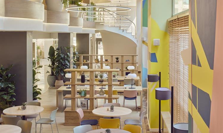 INNSiDE Barcelona Apolo Hotel abre en España