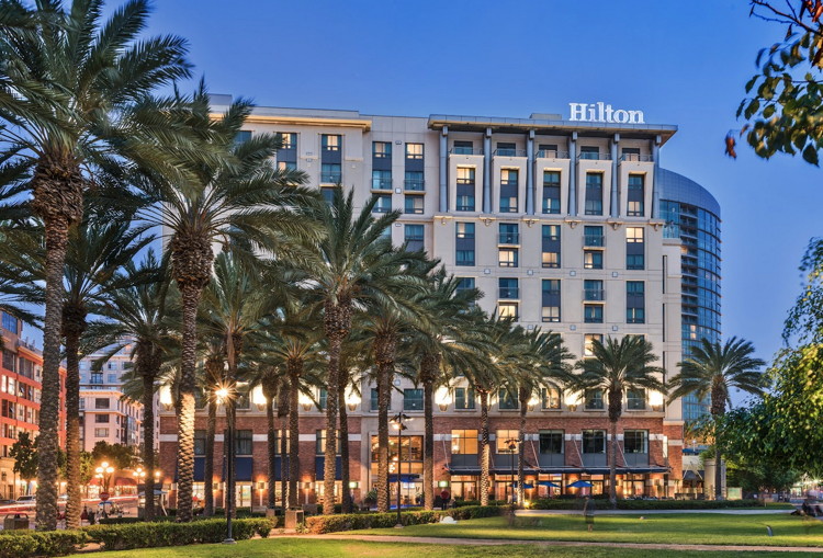 Hilton San Diego Gaslamp Hotel – Außenansicht