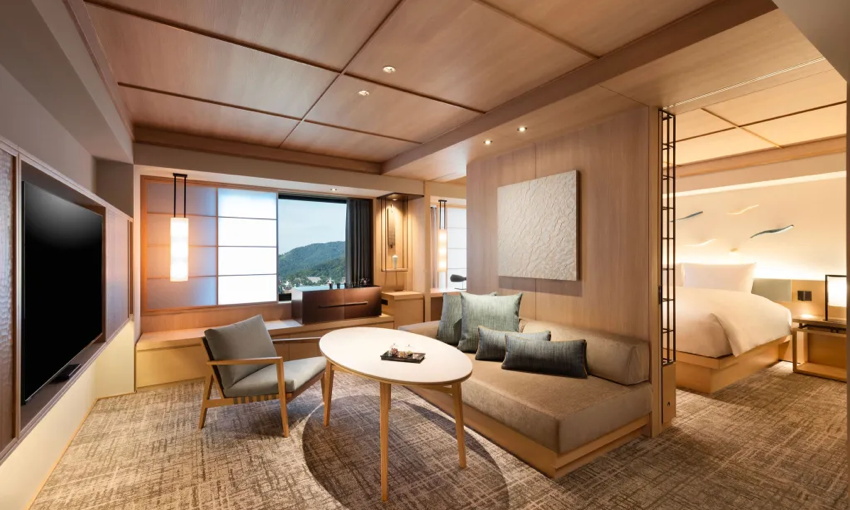 Breaking News DoubleTree by Hilton Kyoto Higashiyama - King Deluxe Suite Residing Room